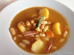 Sopa de habichuelas Blancas (White Bean Soup)